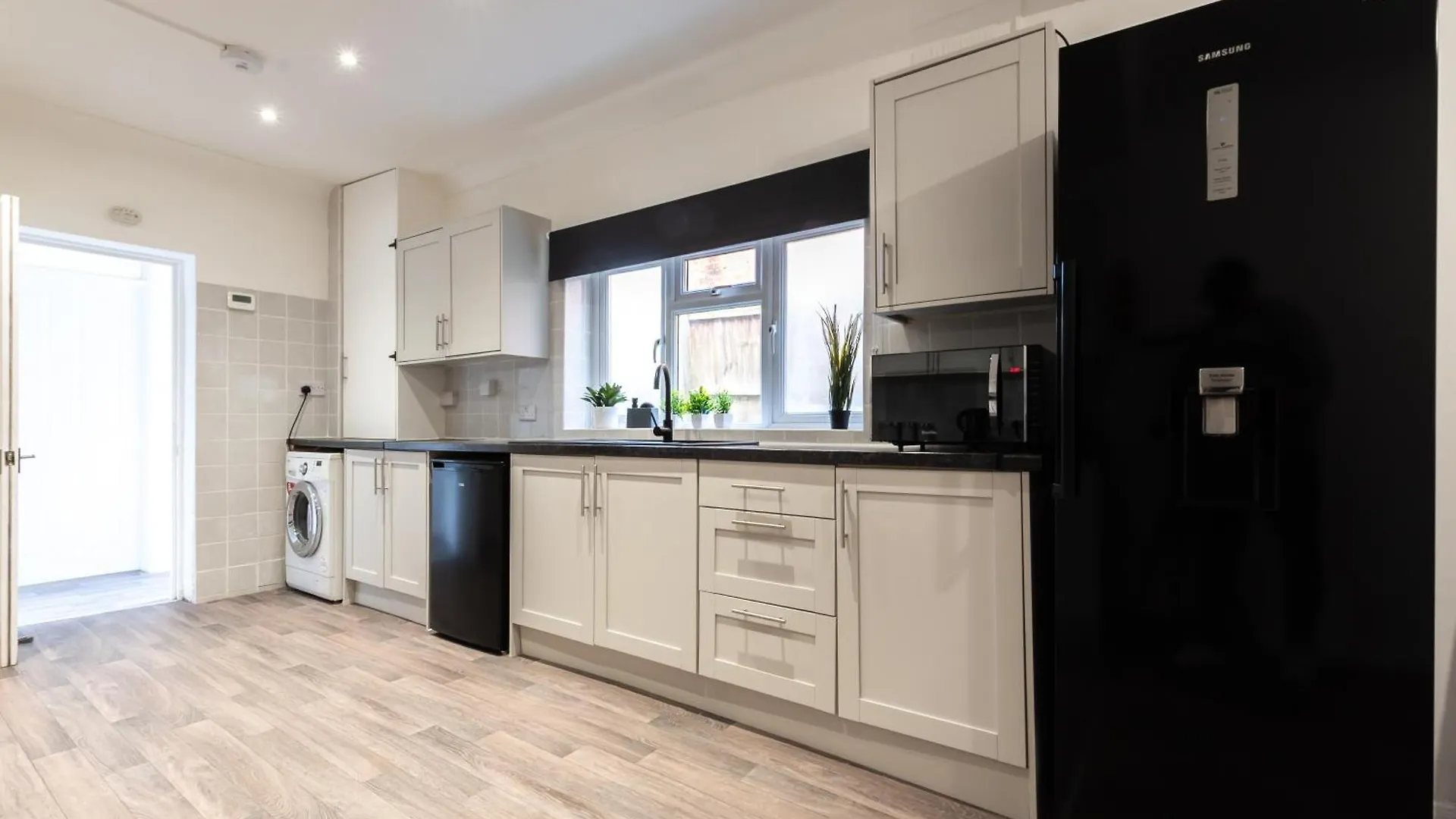 Southampton Contractor Free Parking Town Centre Wifi 5 Bedrooms Sleeps 11 0*,