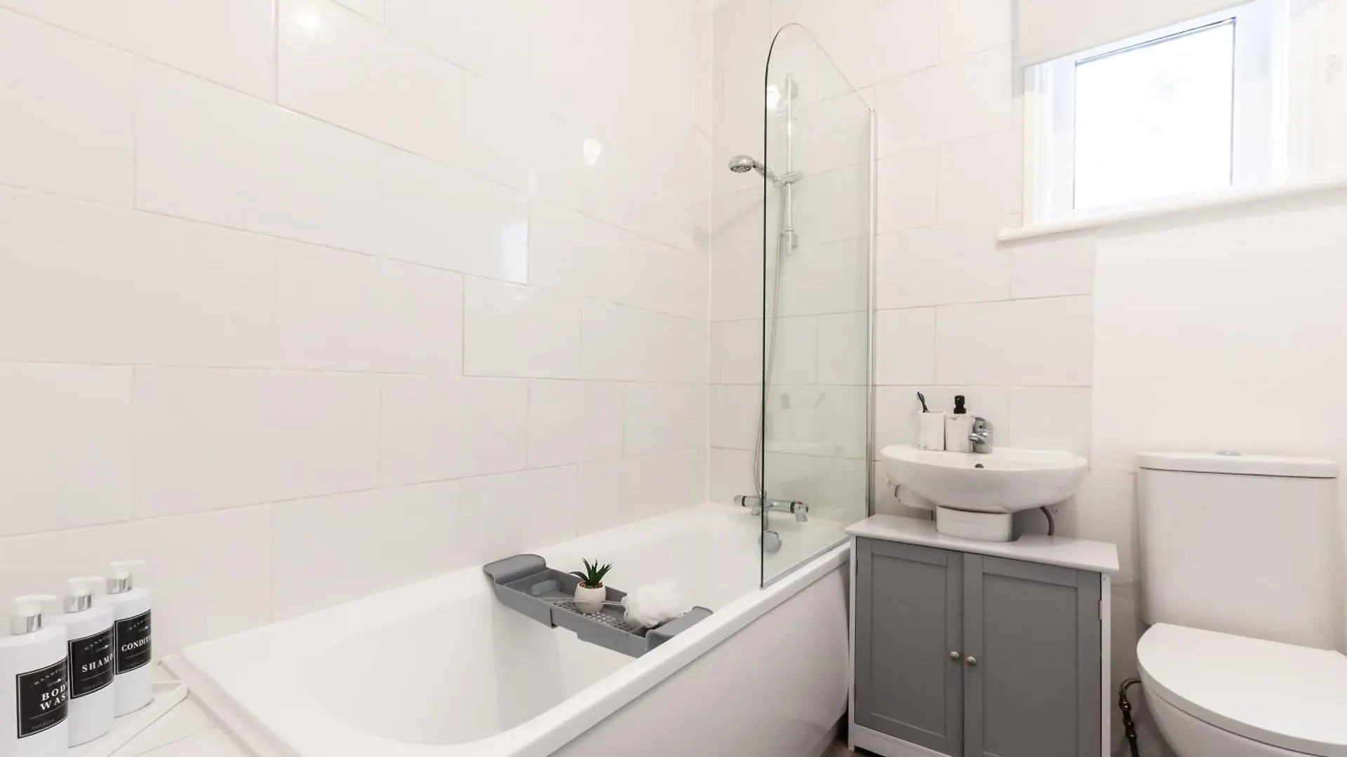 Southampton Contractor Free Parking Town Centre Wifi 5 Bedrooms Sleeps 11 United Kingdom
